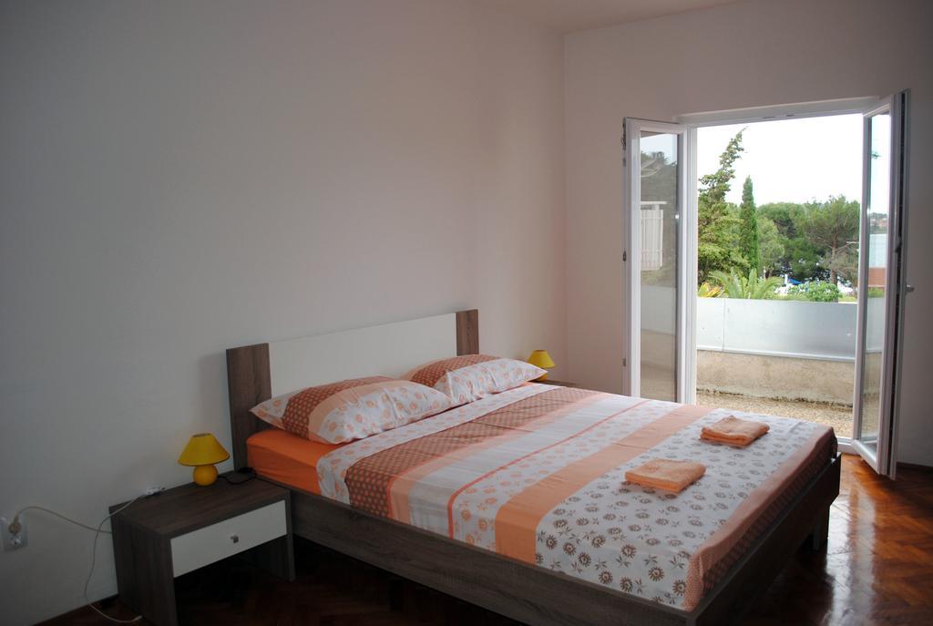 Ante Carov Apartment Verunic Ngoại thất bức ảnh